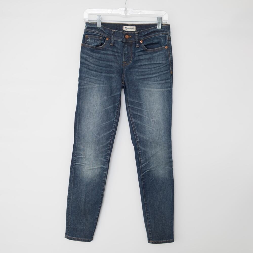 Madewell - blue denim distressed skinny jean